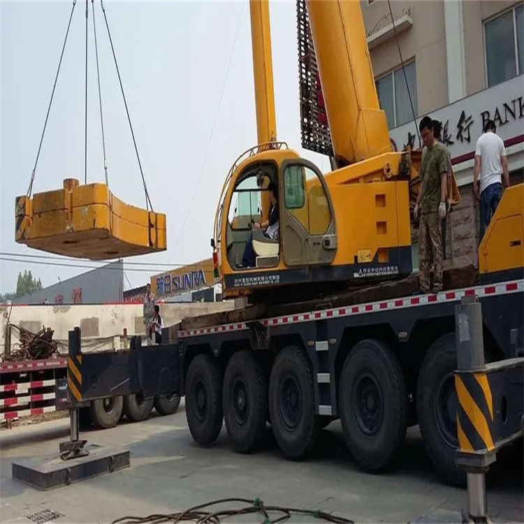 广水当地吊车出租|机器吊装|75吨|工厂搬迁服务